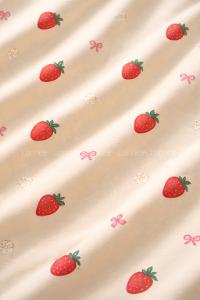 Lamelif Kadın Milan Kumaş  Çilek  Desenli Pijama Takımı