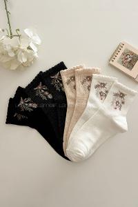 Lamelif 4lü Çiçek Motif Çorap