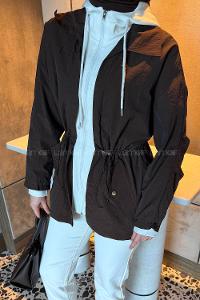 Lamelif Kapüşonlu Garnili Yağmurluk Acı Kahve