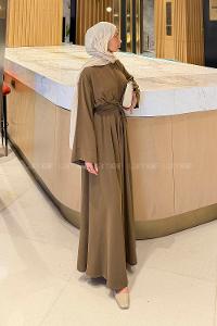 Lamelif Nora Bağcıklı Tesettür Elbise Toprak Rengi