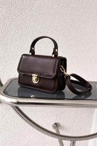 Lamelif Velza Kilit Toka Detaylı Şık Çanta Acı Kahve