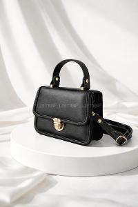 Lamelif Velza Kilit Toka Detaylı Şık Çanta Siyah