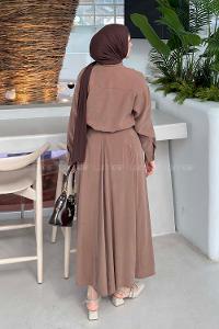 Lamelif Fular Yakalı Takım Sütlü Kahve