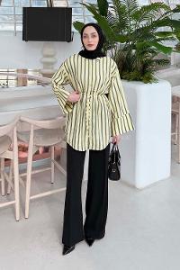 Yellow Shirt Collar Long Arm Cotton Unprinted Shirt