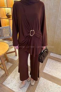 Lamelif Toka Detaylı Asimetrik Takım Kahverengi