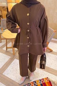 Lamelif Gold Düğme Detaylı Pantolonlu Takım Açık Kahverengi