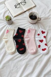 Lamelif Kalpli Renkli Çorap