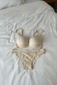 Lamelif Omuz Askısı Fırfırlı Destekli Takım