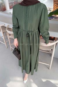 Lamelif Dantel Detaylı Bağlamalı Elbise Haki