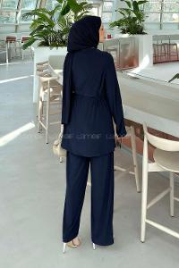 Lamelif Taş Detaylı Pelerinli Pantolon Takım Lacivert