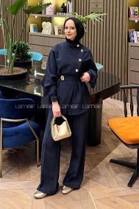 Lamelif Bağlama Detaylı Gold Düğmeli Takım Lacivert