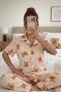Lamelif Kadın Milan Kumaş Ayıcık  Desenli Ön Düğmeli  Mood Pijama Takımı