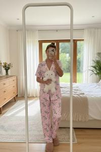 Lamelif Kadın Milan Kumaş  Tavşan Desenli Ön Düğmeli  Mood Pijama Takımı