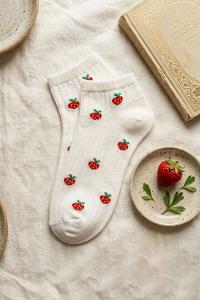 Lamelif Yıkamalı Penye Çilek Çorap