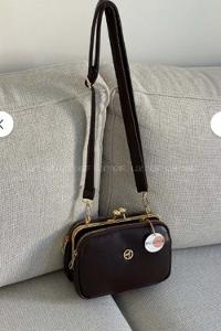 Lamelif Kadın Klipsli Çok Bölmeli Çapraz Çanta Acı Kahve