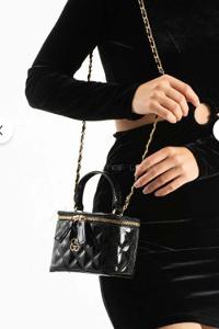 Lamelif Nakış Detaylı Kutu Model El & Omuz Çantası Kadın Rugan Siyah