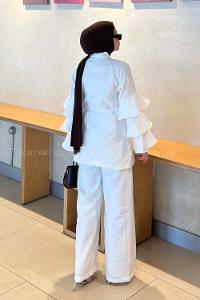 Lamelif Kol Fırfır Detaylı Gold Düğmeli Pantolonlu Takım Ekru