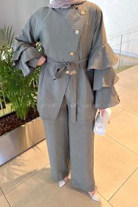 Lamelif Kol Fırfır Detaylı Gold Düğmeli Pantolonlu Takım Haki