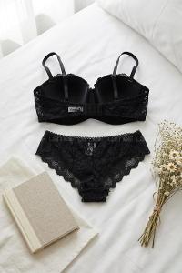 Lamelif Çıkarılabilir Askılı Lotus Takım