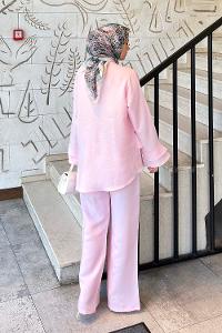 Lamelif Kat Detaylı Pantolonlu Takım Pembe