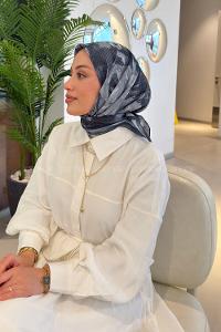 Lamelif Gül Desen Soft Eşarp Antrasit
