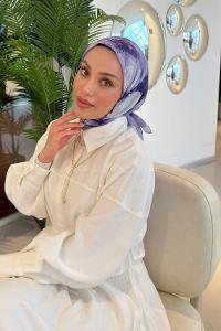 Lamelif Bohem Çiçek Desen Soft Eşarp Lila