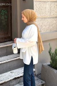 Lamelif Pelerin Detaylı Oversize Tunik Beyaz