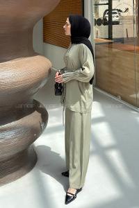 Plum Green Crew Neck Long Arm Sandy Fabric Regular Trousers Comfortable Suit