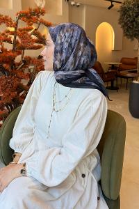 Lamelif Çiçek Desen Bambu Eşarp Antrasit