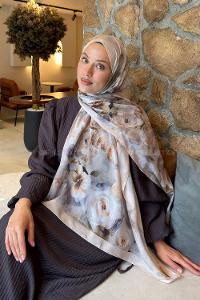Lamelif Zambak Desen Lara Soft Şal Bej