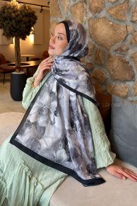 Lamelif Poeny Desen Lara Soft Şal Siyah