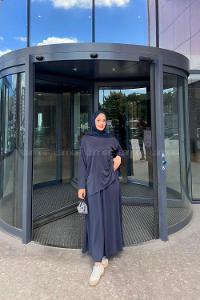 Lamelif Yırtmaç Detaylı Oysho Pike Etekli Takım Lacivert