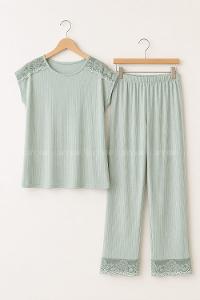 Lamelif Yeşil Dantel Detaylı Soft Touch İnce Örme Pijama Takım