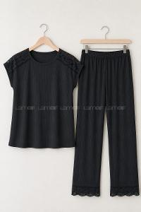 Lamelif Yeşil Dantel Detaylı Soft Touch İnce Örme Pijama Takım