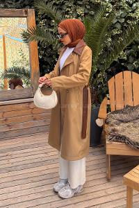 Lamelif Deri Detaylı Trençkot Camel