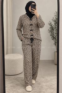 Lamelif Leopar Desenli Fiyonk Detaylı Pijama Takımı