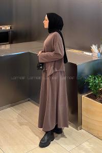 Soft Brown Crew Neck Long Arm With Zipper Pleated Suit