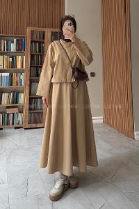 Camel Crew Neck Long Arm With Zipper Pleated Suit