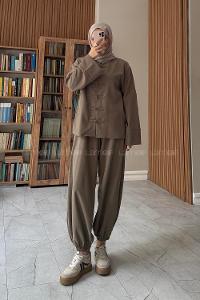 Khaki Crew Neck Long Arm Buttoned Elastic Trousers Suit