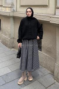 Black Crew Neck Long Arm Knitwear Cardigan
