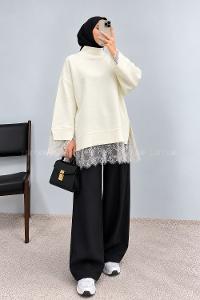 Ecru Mock Turtle Neck Long Arm Jumper