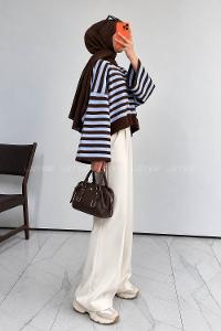 Bitter Brown Crew Neck Long Arm Jumper