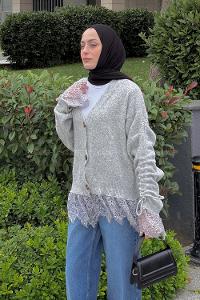 Lamelif V Yaka Dantel Detaylı Triko Hırka Gri