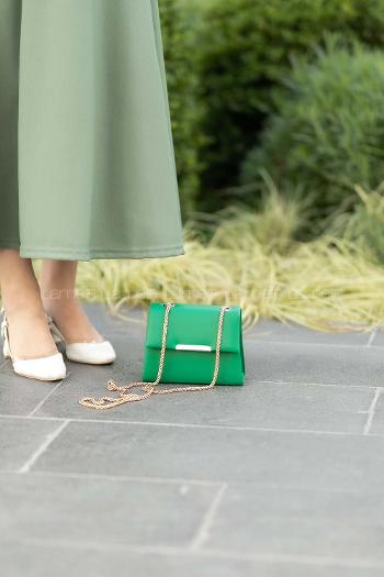 Lamelif Omuz Zincir Askılı Kapaklı Çanta Yeşil