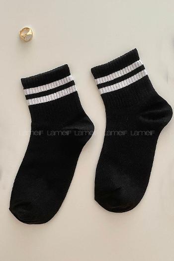 Lamelif Beyaz Çizgili Siyah Tenis Çorap