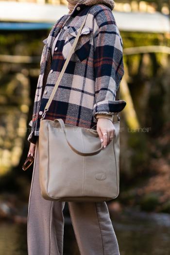 Lamelif Fermuar Detaylı Omuz Çantası Bej