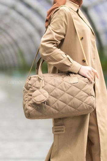 Lamelif  Cüzdan Aksesuarlı Barrel Kapitone Çanta Bej
