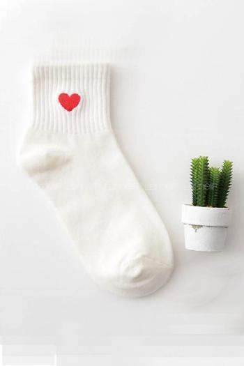 Lamelif Beyaz Kalp Desenli Yarım Konç Kadın Çorap