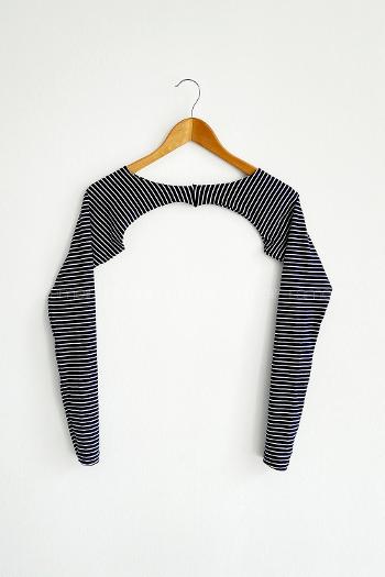 Navy Striped Medium Crew Neck Long Arm Unprinted Oversleeve