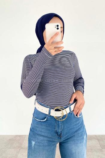 Lamelif Yarım Balıkçı Yaka İnce Çizgili Body Lacivert
